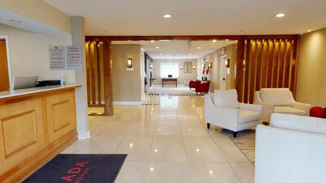 Ramada By Wyndham Strasburg - Shenandoah Valley Exterior photo